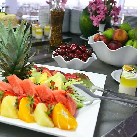 Saint George Palace Hotel