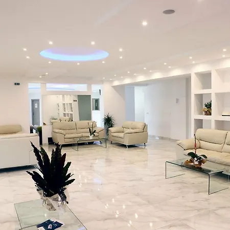 Saint George Palace 4*